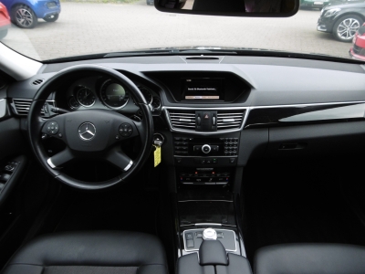 Mercedes-Benz E 250 T CGI Aut. Avantgarde Szhg  Xen Tempo. AHK