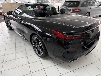 BMW M850 i xDrive Cabrio Innovations.,Nackenheizung