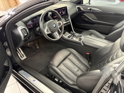 BMW M850 i xDrive Cabrio Innovations.,Nackenheizung