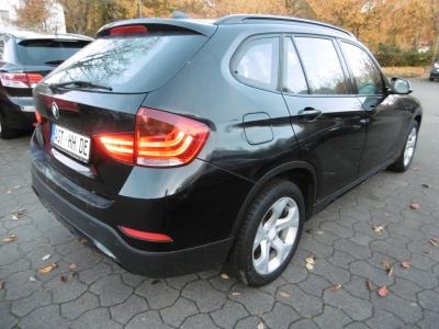 BMW X1 18 d xDrive Aut.Sportline Leder Navi Xen Pano