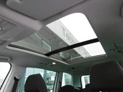 VW Sharan 1.4 TSI Style Aut. Navi Panorama CAM PDC