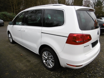 VW Sharan 1.4 TSI Style Aut. Navi Panorama CAM PDC