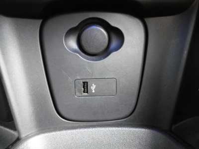 MINI Cooper D LED Navi Sportsitze Sitzhzg.,Tempo.,PDC