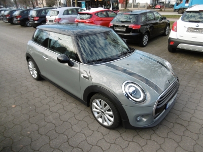 MINI Cooper D LED Navi Sportsitze Sitzhzg.,Tempo.,PDC