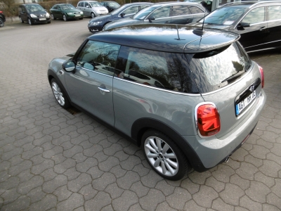 MINI Cooper D LED Navi Sportsitze Sitzhzg.,Tempo.,PDC