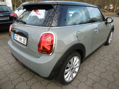 MINI Cooper D LED Navi Sportsitze Sitzhzg.,Tempo.,PDC