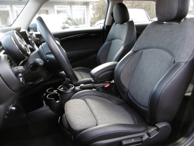 MINI Cooper D LED Navi Sportsitze Sitzhzg.,Tempo.,PDC