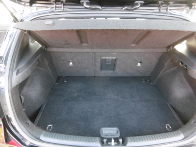 Hyundai i30 1.4 T-GDi  Passion + Nav LED Sitzheizung PDC