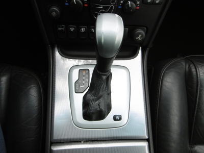 Volvo XC90 T6 Summum Aut. 7-Sitze Leder Xenon EGSD