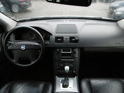 Volvo XC90 T6 Summum Aut. 7-Sitze Leder Xenon EGSD