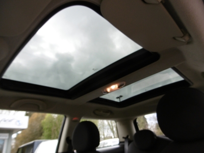 MINI Cooper D Automatik Sportsitze  Navi Xen Panorama