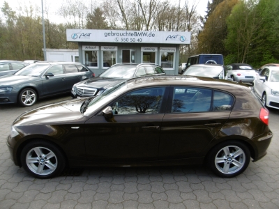 BMW 116 i Automatik Sportsitze Sitzhzg., Tempom.,PDC