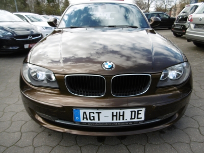 BMW 116 i Automatik Sportsitze Sitzhzg., Tempom.,PDC