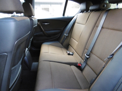 BMW 116 i Automatik Sportsitze Sitzhzg., Tempom.,PDC