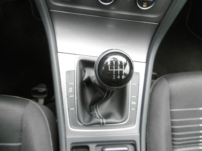 VW Golf 1.2 TSI Lounge BMT Tempomat Sitzheizung PDC