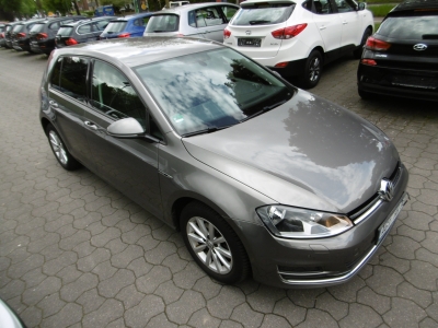 VW Golf 1.2 TSI Lounge BMT Tempomat Sitzheizung PDC