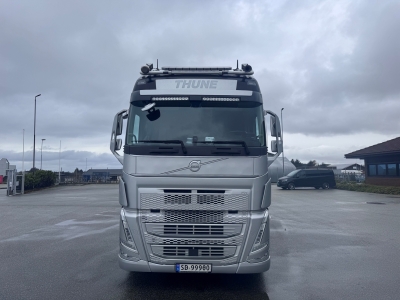 Volvo FH 500 mit Metago pro Intago TT
