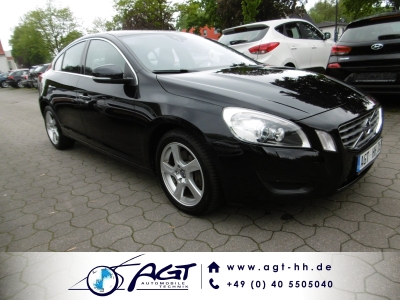 Volvo S60 2.0 T Momentum Aut. Navi Xen Sitzheizung PDC