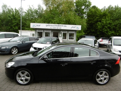 Volvo S60 2.0 T Momentum Aut. Navi Xen Sitzheizung PDC