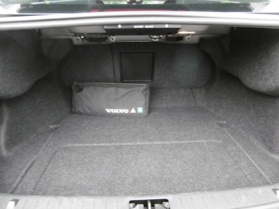 Volvo S60 2.0 T Momentum Aut. Navi Xen Sitzheizung PDC