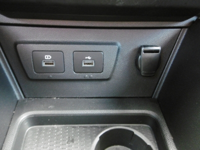 Dacia Duster 1.0 TCe 100 ECO-G / Prestige Navi CAM PDC