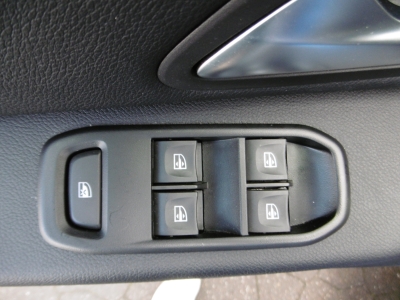 Dacia Duster 1.0 TCe 100 ECO-G / Prestige Navi CAM PDC