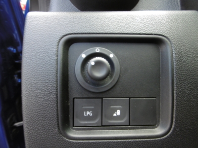 Dacia Duster 1.0 TCe 100 ECO-G / Prestige Navi CAM PDC