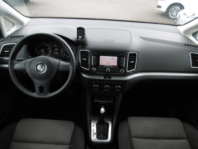 VW Sharan 1.4TSi Automatik Nav Panorama 7-Sitze PDC