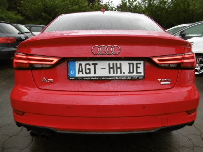 Audi A3 1.4 TFSI Limo Sport Black Edition 18" LED PDC