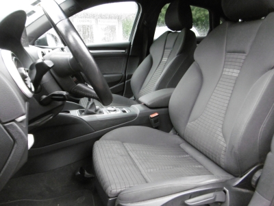 Audi A3 1.4 TFSI Limo Sport Black Edition 18" LED PDC