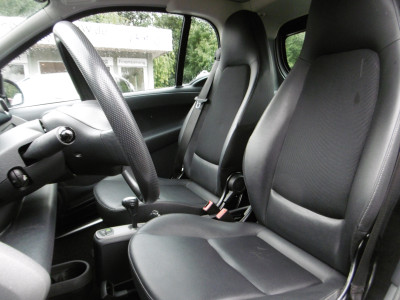 Smart ForTwo Aut. Klima Leder Servo Allwetterreifen