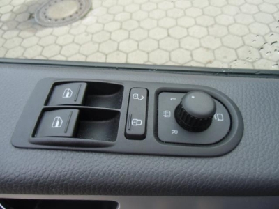 VW T5 Multivan Highline 2.0TDI DSG Navi Leder Xenon