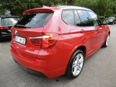 BMW X3 xDrive 30dA M-Paket Nav Pano Leder Xenon AHK 