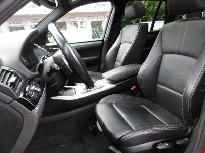 BMW X3 xDrive 30dA M-Paket Nav Pano Leder Xenon AHK 