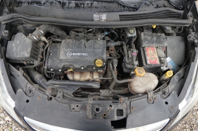 Opel Corsa D 1.2 Satellite |HU/AU NEU| |Bremsen NEU|