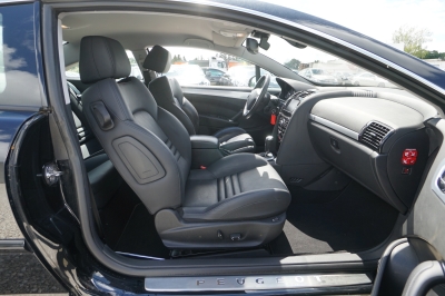 Peugeot 407 Coup&eacute; 3.0 V6 Platinum Aut. |Leder| |Xenon|