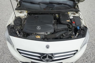 Mercedes-Benz A180 BlueEfficiency |Bi-Xenon| |Bluetooth| |EU6|