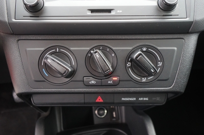 Seat Ibiza 1.0 Reference |1.Hand| |8-fach bereift|