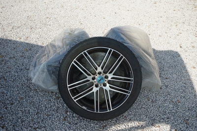 Ford Kuga 2.0 TDCi 4x4 Individual Aut. |ZR+WP NEU!!!|