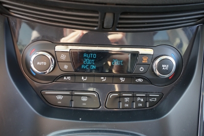 Ford Kuga 2.0 TDCi 4x4 Individual Aut. |ZR+WP NEU!!!|