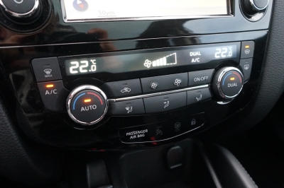 Nissan Qashqai N-Connecta |Panorama| |Rückfahrcamera|