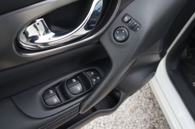 Nissan Qashqai N-Connecta |Panorama| |Rückfahrcamera|