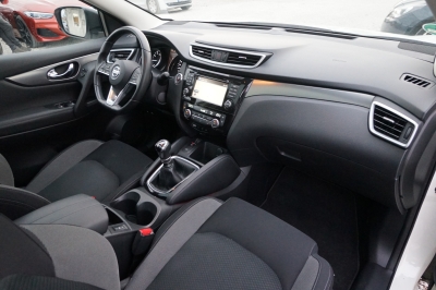 Nissan Qashqai N-Connecta |Panorama| |Rückfahrcamera|