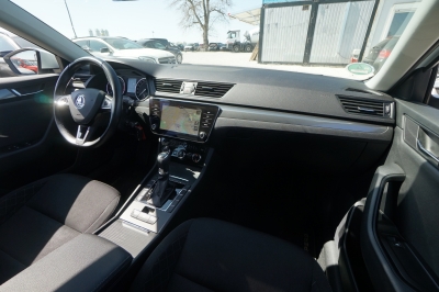 Skoda Superb Combi 1.4 TSI Active DSG |CarPlay| |Navi|