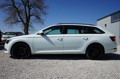 Skoda Superb Combi 1.4 TSI Active DSG |CarPlay| |Navi|