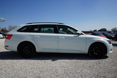 Skoda Superb Combi 1.4 TSI Active DSG |CarPlay| |Navi|