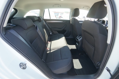 Skoda Superb Combi 1.4 TSI Active DSG |CarPlay| |Navi|