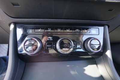 Skoda Superb Combi 1.4 TSI Active DSG |CarPlay| |Navi|