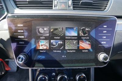 Skoda Superb Combi 1.4 TSI Active DSG |CarPlay| |Navi|