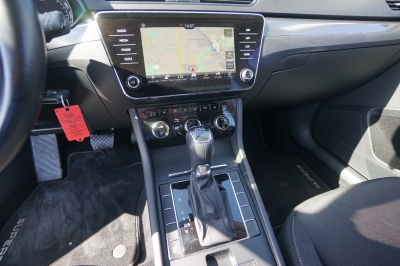 Skoda Superb Combi 1.4 TSI Active DSG |CarPlay| |Navi|